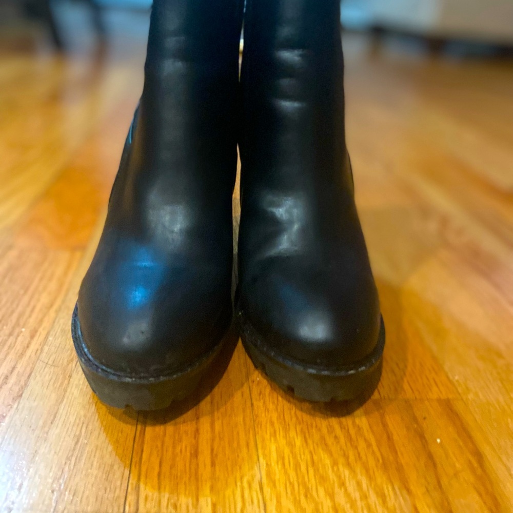 Chelsea style booties - Picture 4 of 4